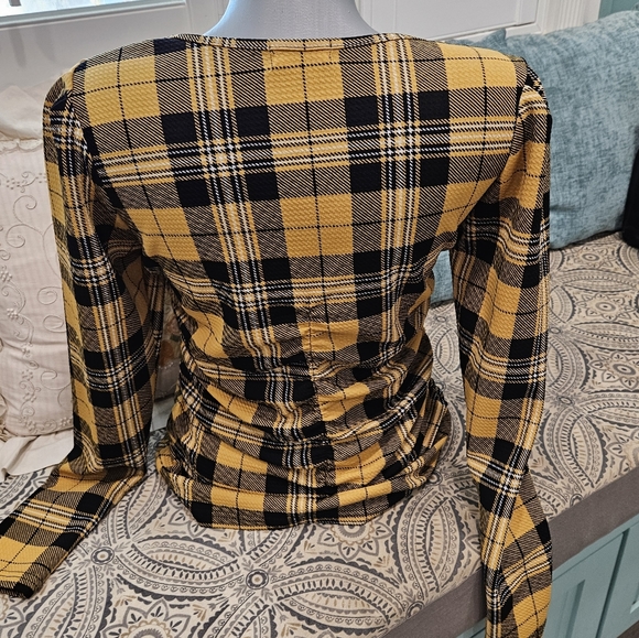 Adorable top by Jolie & Joy - Picture 2 of 6